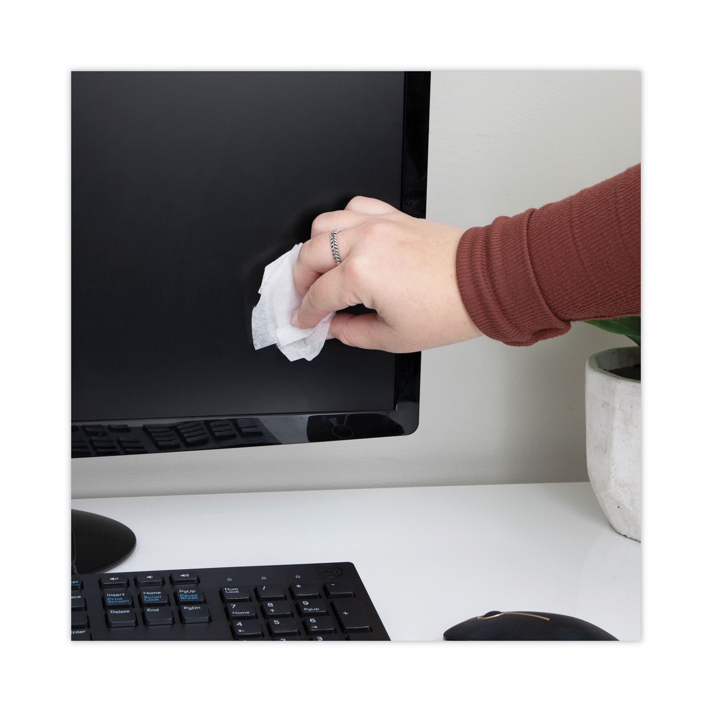 Read Right OneStep CRT Screen Cleaner Wet Wipes, Cloth, 5.25 x 5.75, Unscented, 75/Tub (RR1409)