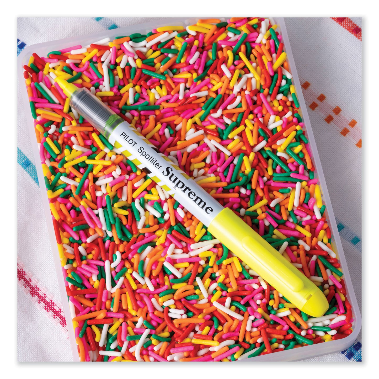 Pilot Spotliter Supreme Highlighter, Fluorescent Yellow Ink, Chisel Tip, Yellow/White Barrel, Dozen (16008)