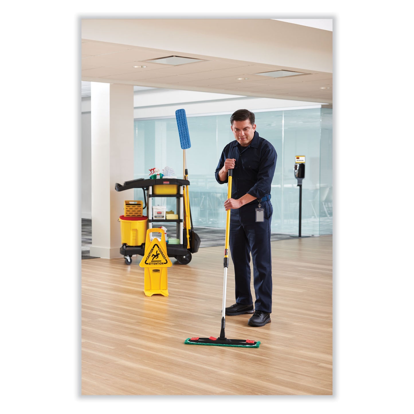 Rubbermaid Commercial Adaptable Flat Mop Kit, 19.5 x 5.5 Blue Microfiber Head, 48" to 72" Yellow Aluminum Handle (2132426)