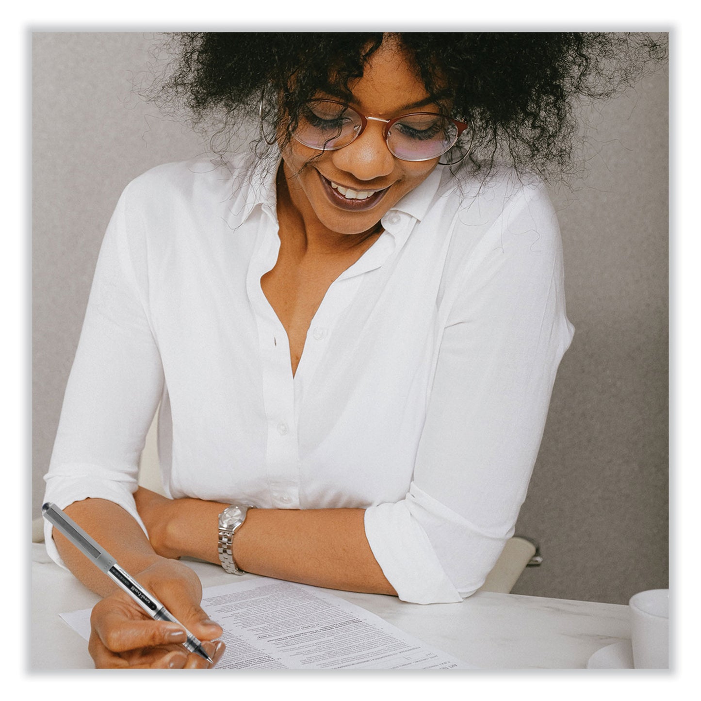 uni-ball VISION Roller Ball Pen, Stick, Bold 1 mm, Blue Ink, Black/Blue/Clear Barrel, Dozen (70129)