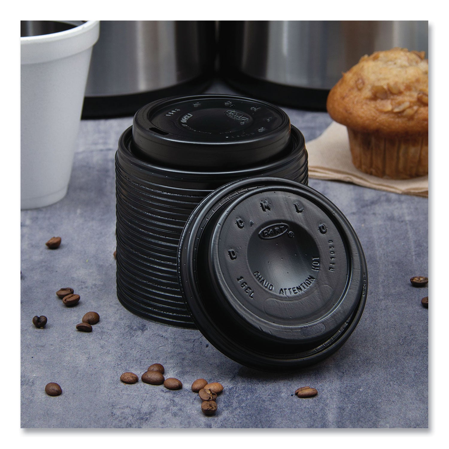 SOLO Cappuccino Dome Sipper Lids, Fits 12 oz to 24 oz Cups, Black, 100/Pack, 10 Packs/Carton (16ELBLK)