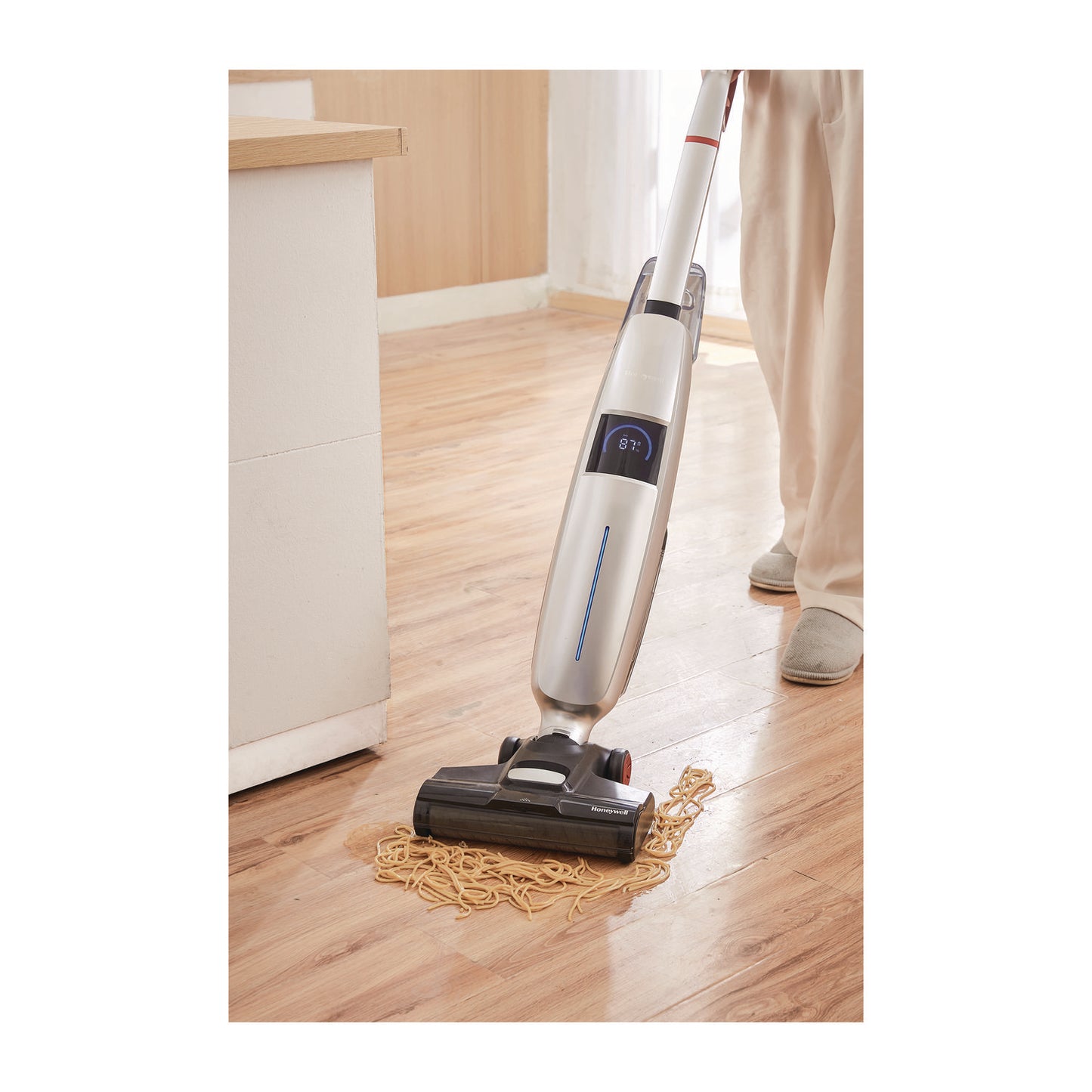 Honeywell Ultamax Elite FC15 Cordless Floor Cleaner, 9 Cleaning Path, Graphite (HFC15UMEGE01)