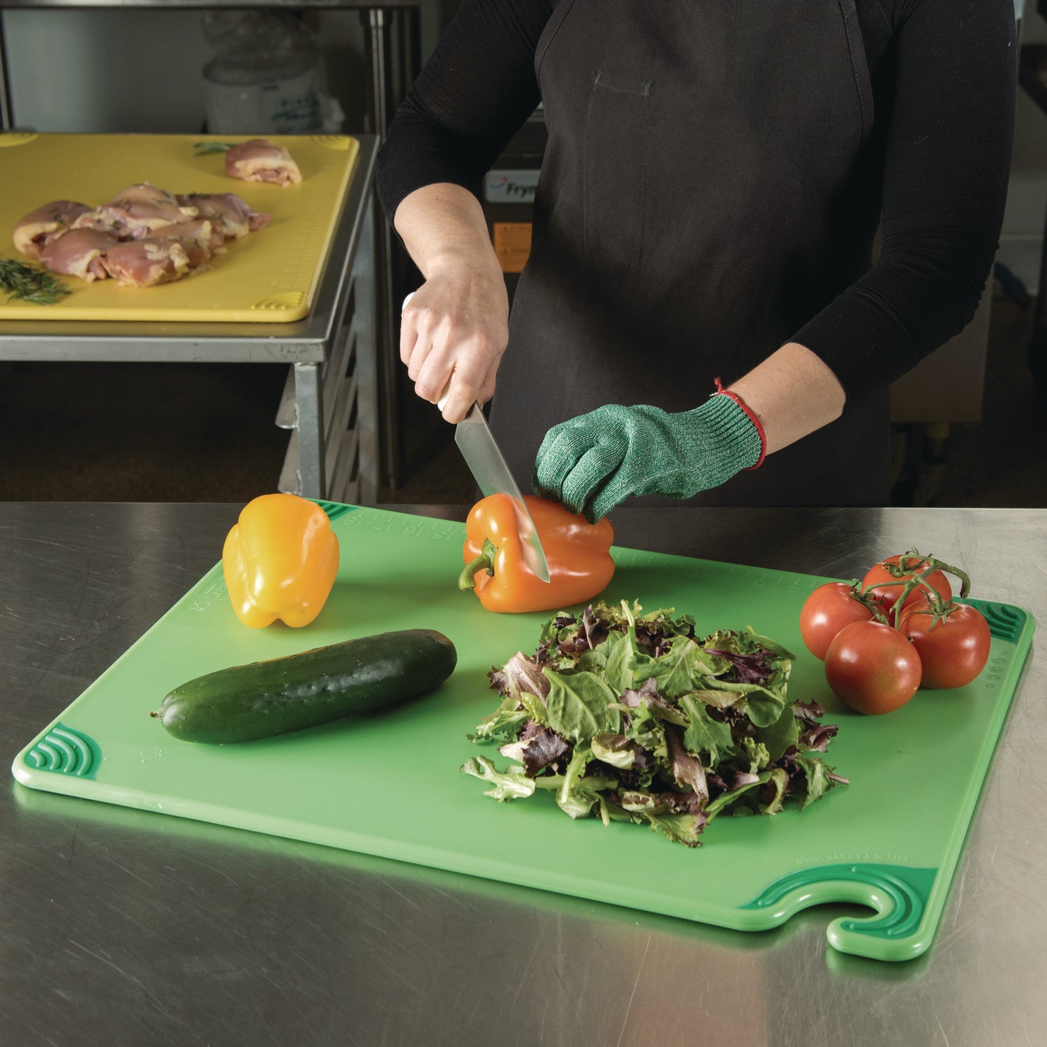 San Jamar Saf-T-Grip Cutting Board, 24 x 18 x 0.5, Green (CBG182412GN)