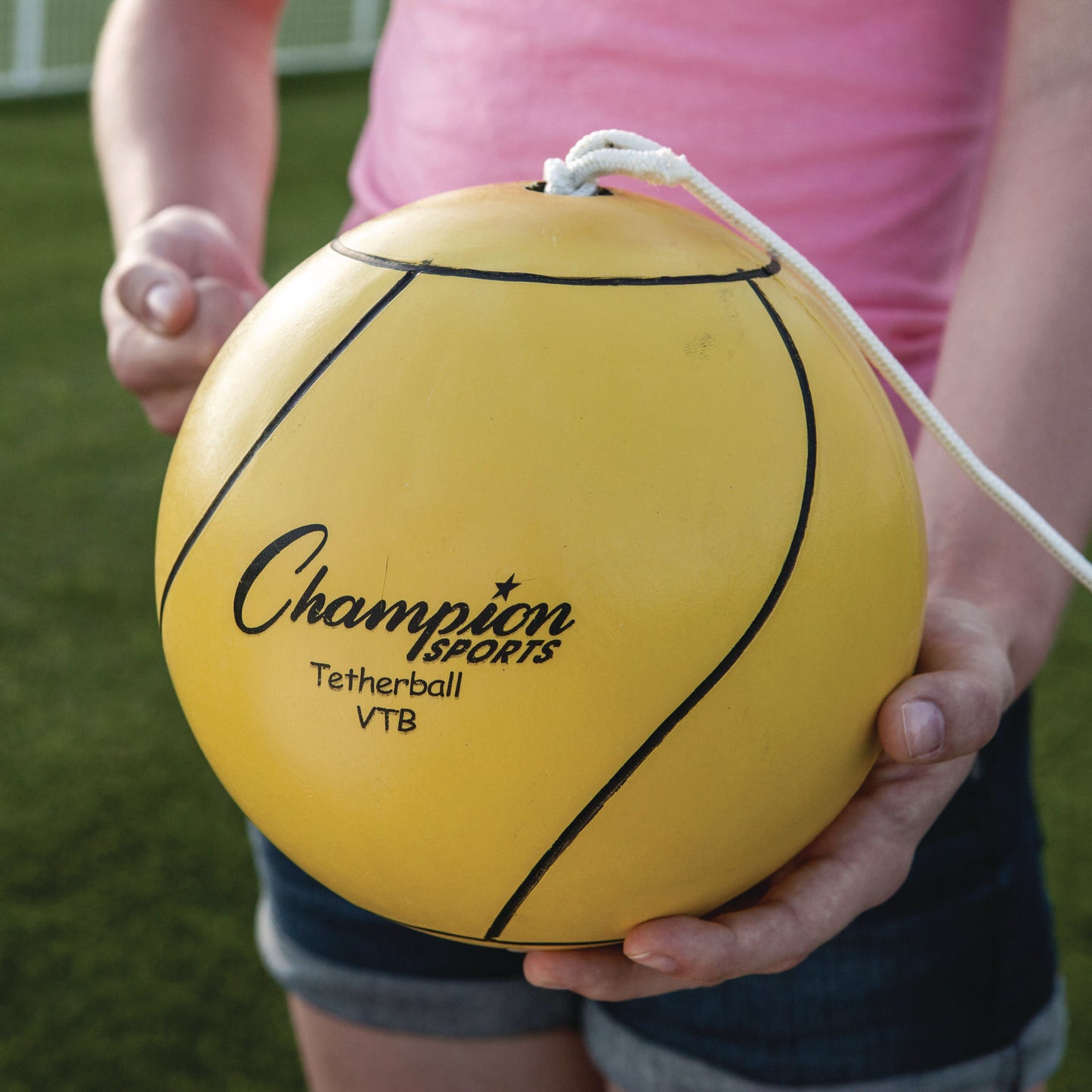 Champion Sports Deluxe Tether Ball Set, Tetherball/102" Cord/(4) 24" Telescoping Poles/Carry Bag/Pump with Needle (DTBSET)