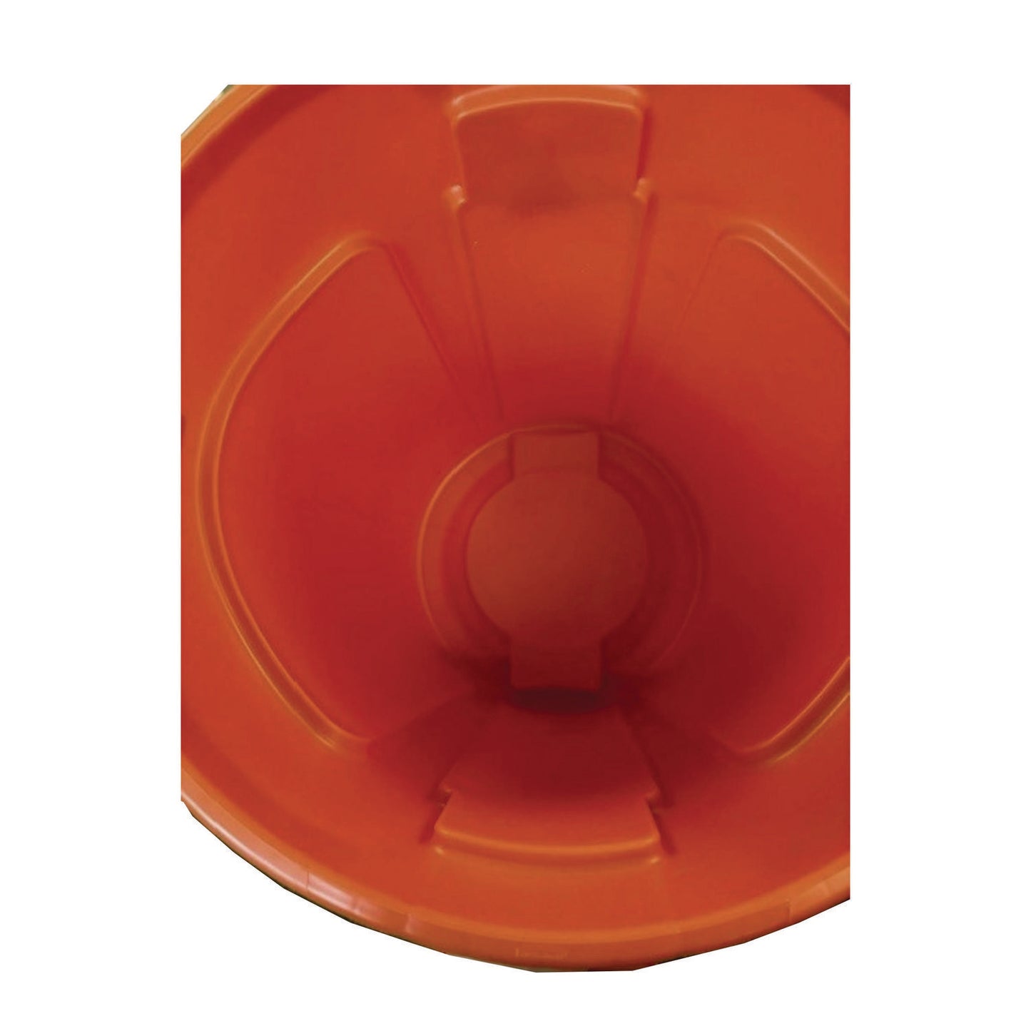 Rubbermaid Commercial Brute Round Container, 32 gal, Resin, Orange (2119308)