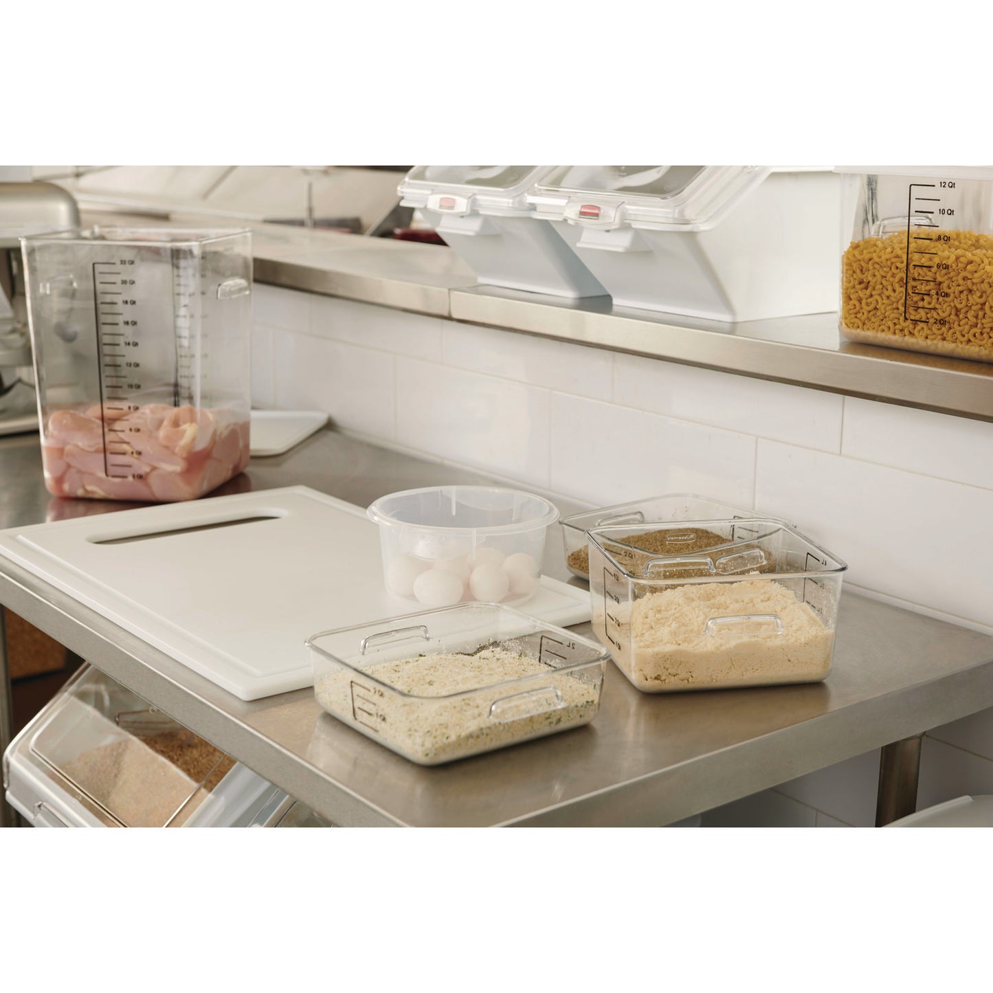 Rubbermaid Commercial SpaceSaver Square Containers, 2 qt, 8.8 x 8.75 x 2.7, Clear, Plastic (6302CLE)