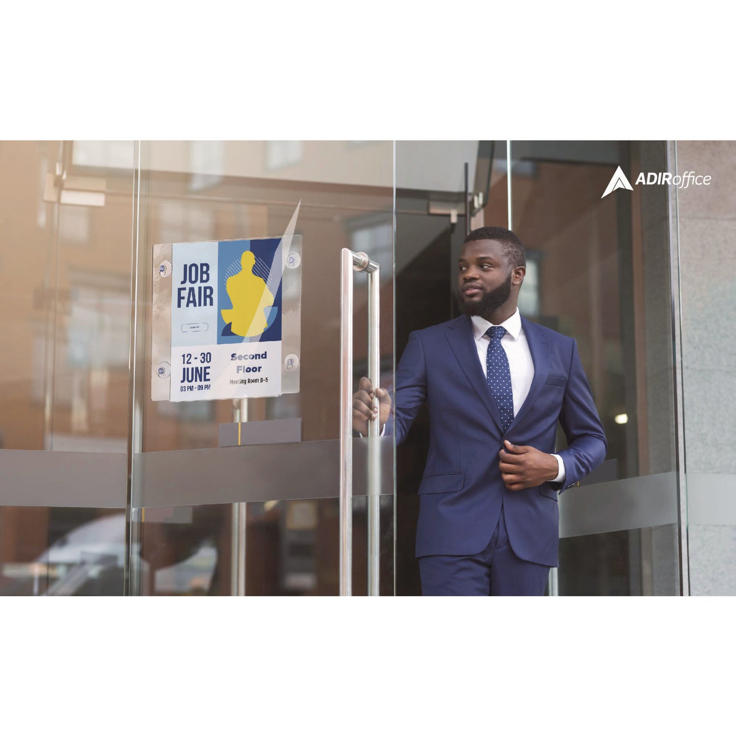 AdirOffice Clear Suction Acrylic Window Sign Holder, 8 x 11, Clear Frame, 2/Pack (I6398511WSH2)