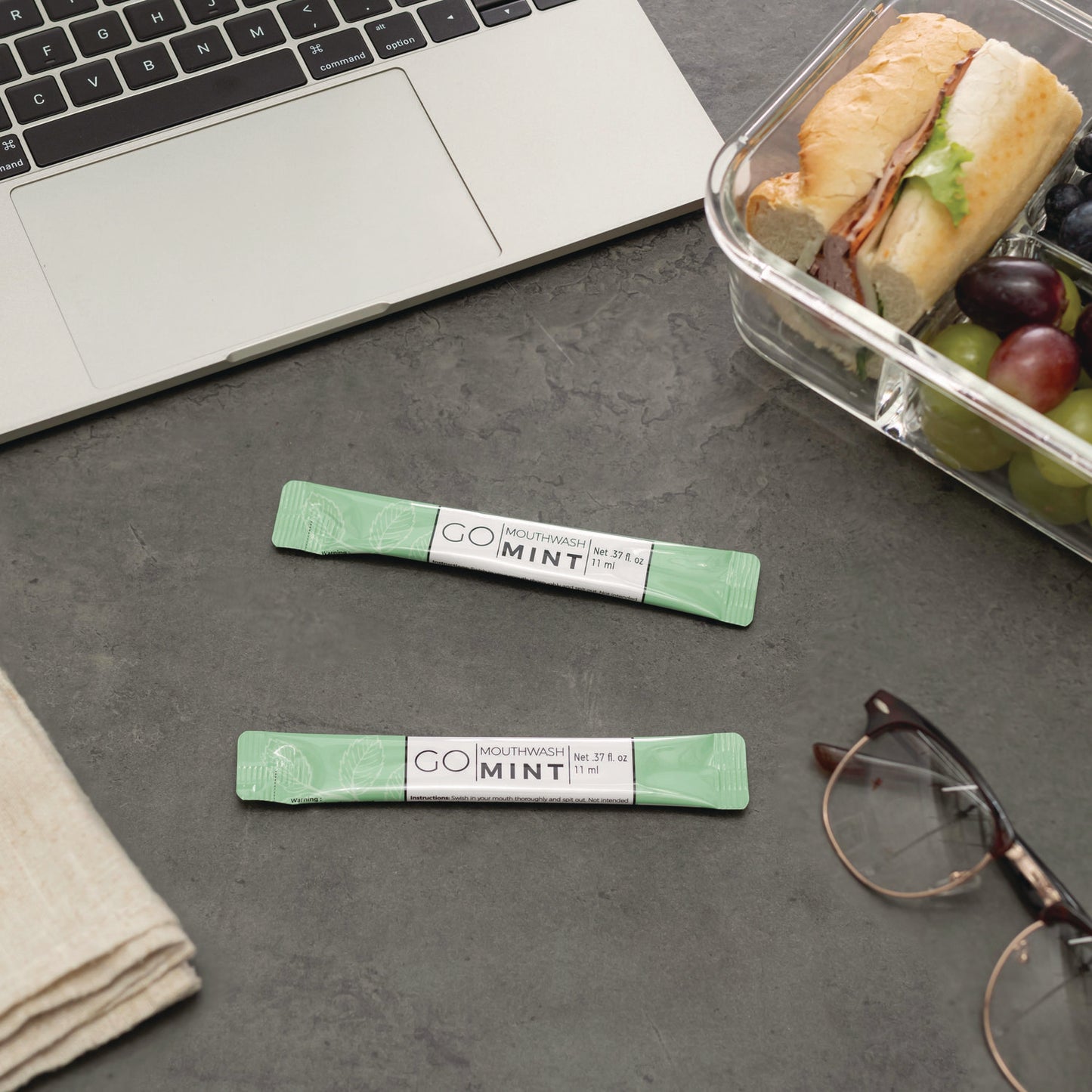 Go Mouthwash Individual Mouthwash Packets, Display Pack, Mint Flavor, 0.37 oz Packet, 20/Pack (MW20)