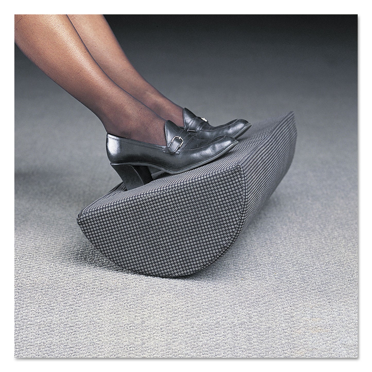 Safco Half-Cylinder Padded Foot Cushion, 17.5w x 11.5d x 6.25h, Black (92311)