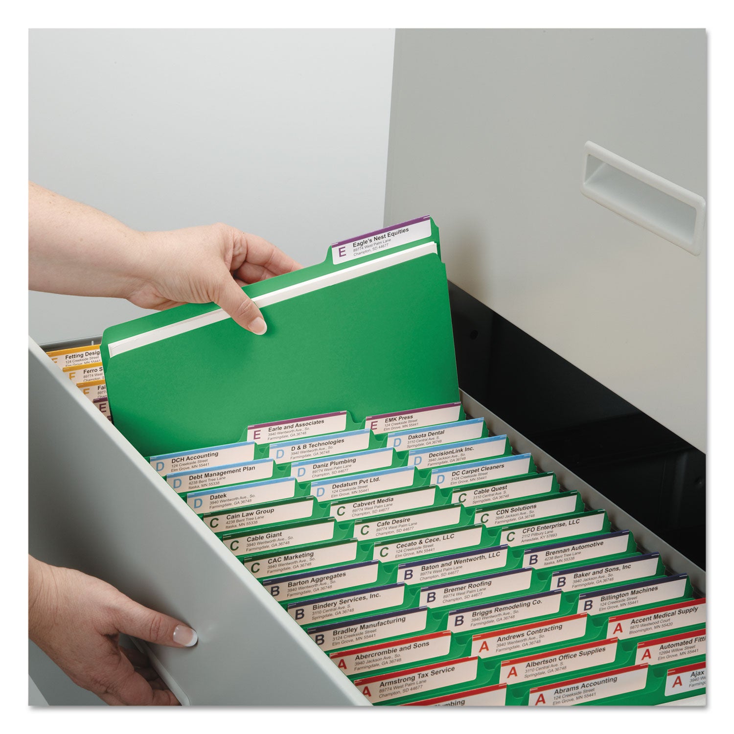 Smead Expanding Recycled Heavy Pressboard Folders, 1/3-Cut Tabs: Assorted, Letter Size, 1" Expansion, Green, 25/Box (21546)