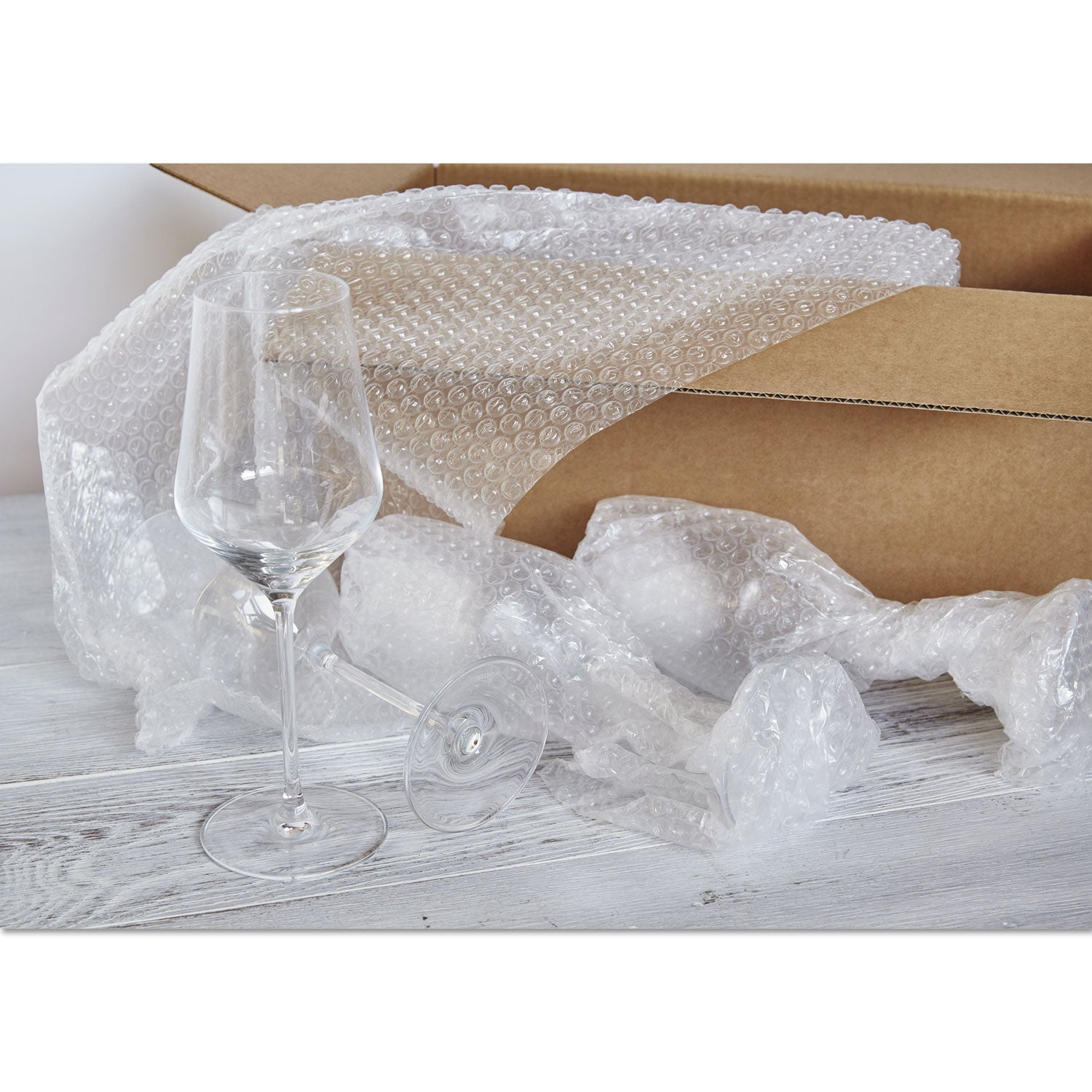 Sealed Air Bubble Wrap Cushioning Material, 0.19" Thick, 12" x 10 ft (10601)