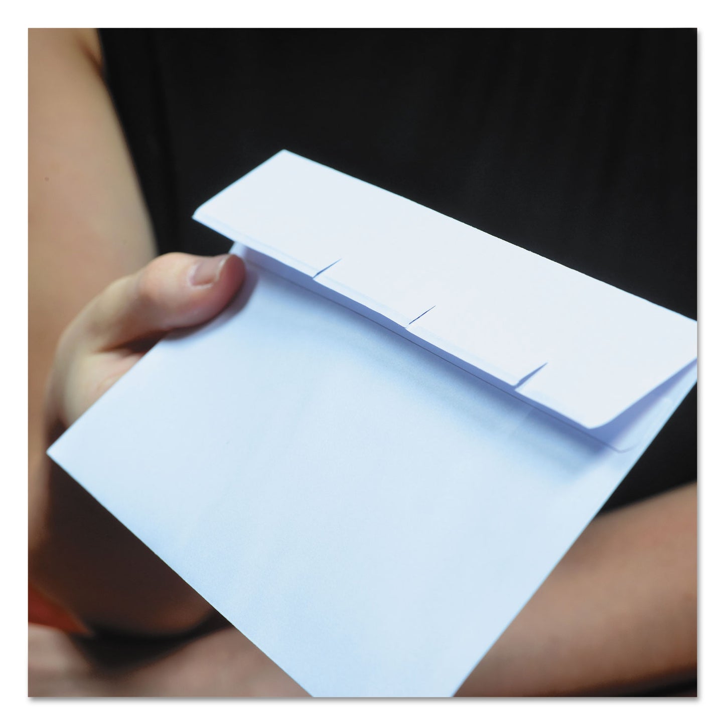 Quality Park Reveal-N-Seal Envelope, #9, Commercial Flap, Self-Adhesive Closure, 3.88 x 8.88, White, 500/Box (67529)