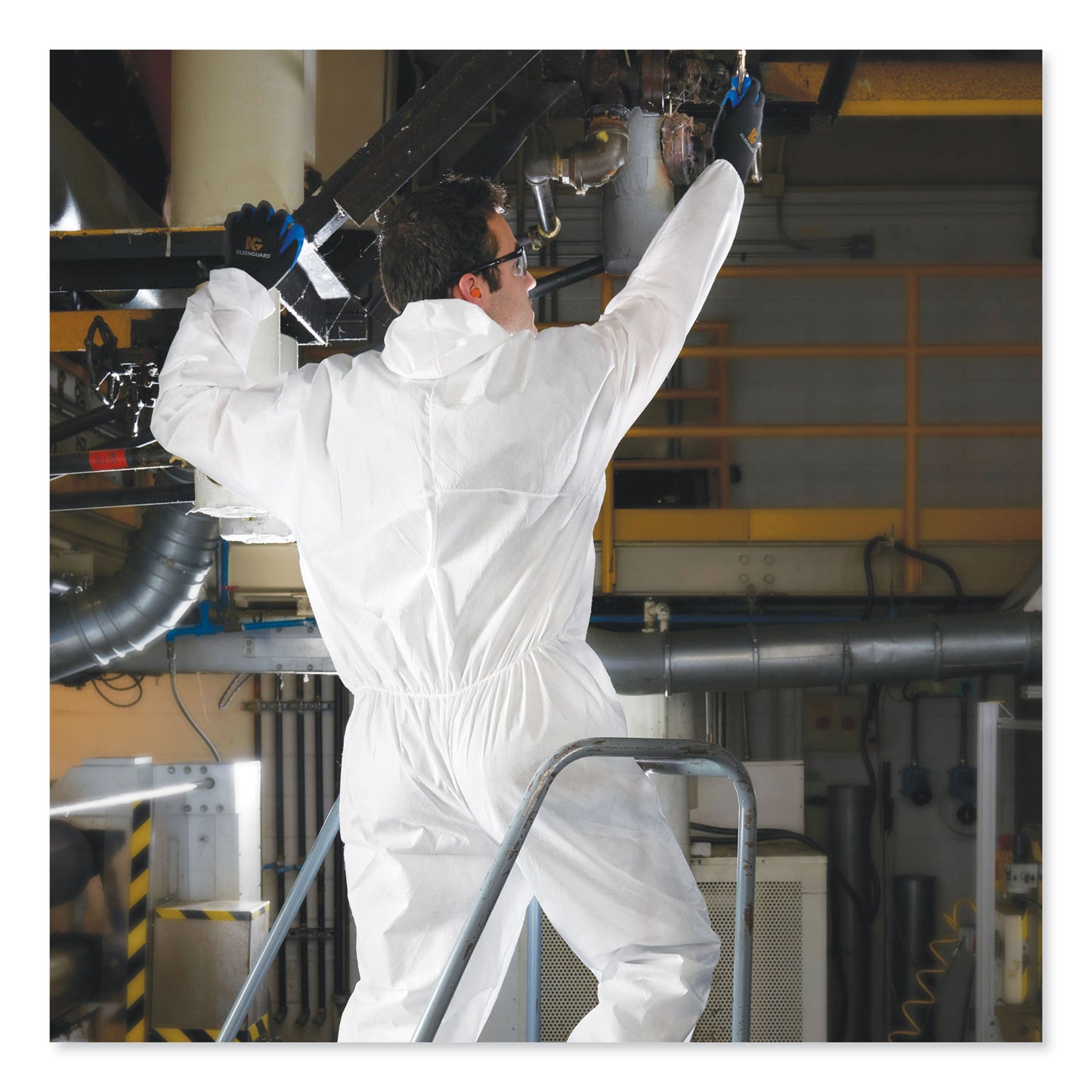 KleenGuard A20 Breathable Particle Protection Coveralls, Zip Closure, 2X-Large, White (49115)