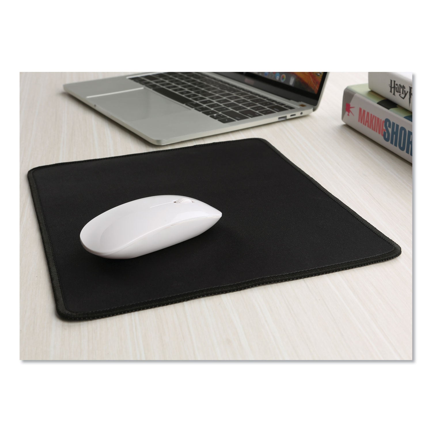 Innovera Large Mouse Pad, 9.87 x 11.87, Black (52600)