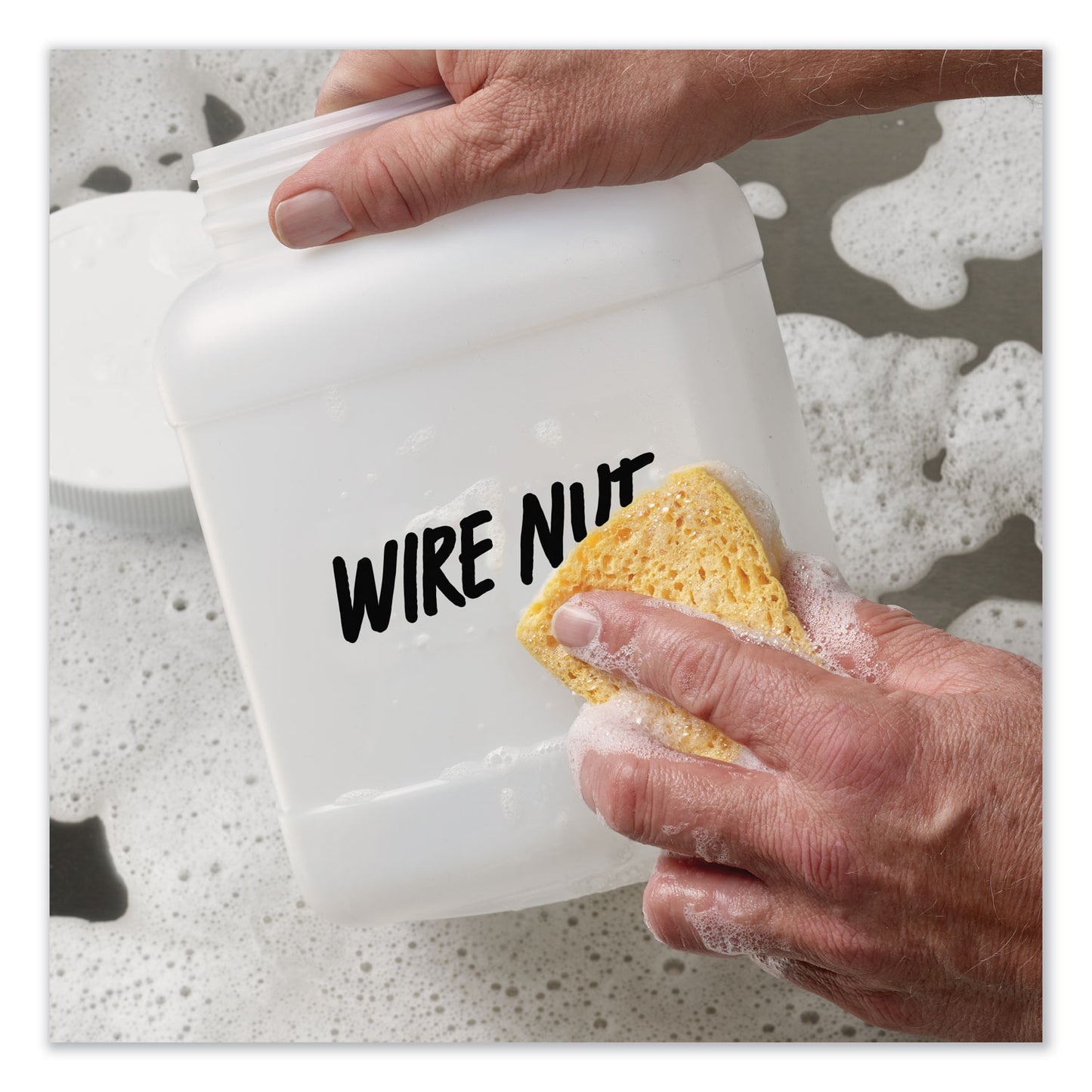 Avery MARKS A LOT Extra-Large Desk-Style Permanent Marker, Extra-Broad Chisel Tip, Black (24148)