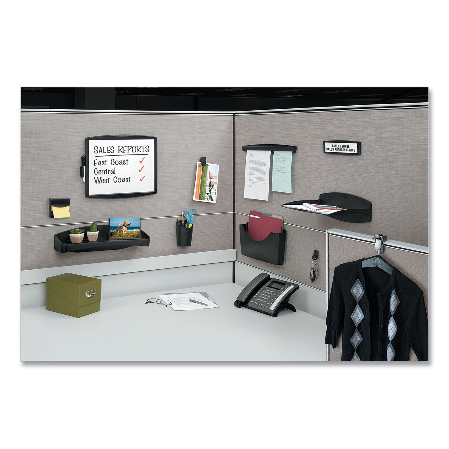 Fellowes Plastic Partition Additions Nameplate, 9 x 0.75 x 2.5, Fabric Panel Mount, Dark Graphite (75906)