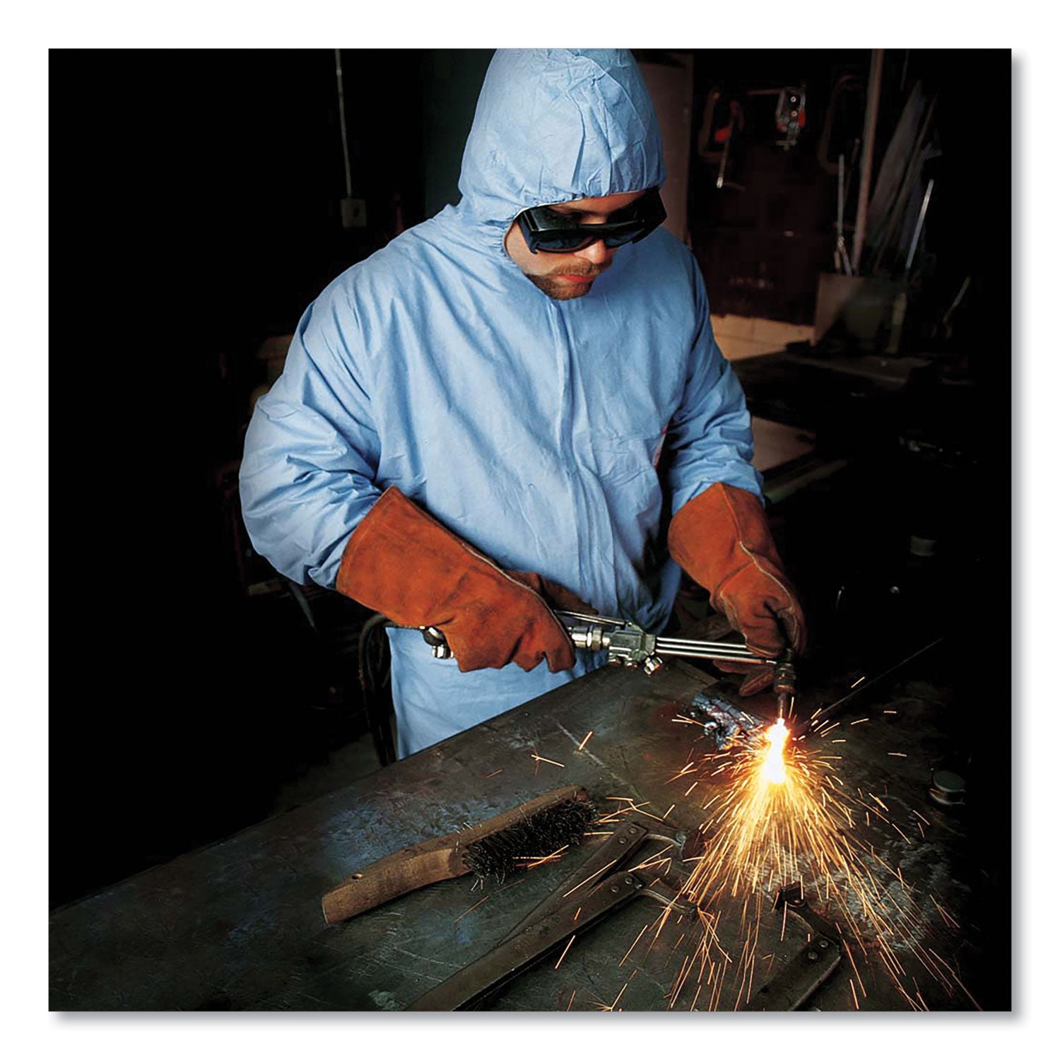 KleenGuard A65 Zipper Front Flame-Resistant Hooded Coveralls, Elastic Wrist and Ankles, X-Large, Blue, 25/Carton (45324)