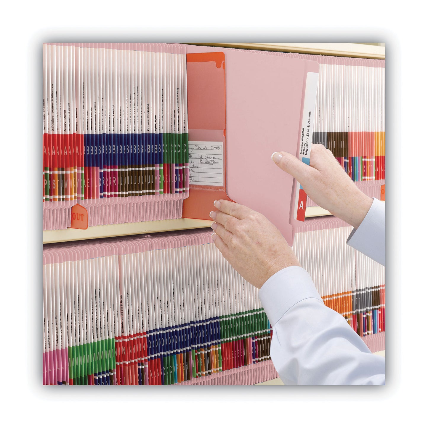 Smead Shelf-Master Reinforced End Tab Colored Folders, Straight Tabs, Letter Size, 0.75" Expansion, Pink, 100/Box (25610)