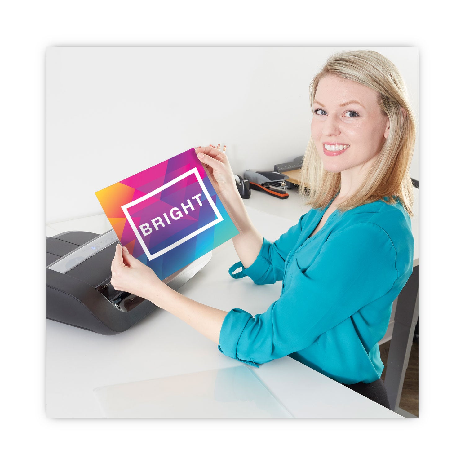 GBC Economy Thermal Laminating Pouches, 3 mil, 9" x 11.5", Gloss Clear, 200/Box (3747143)