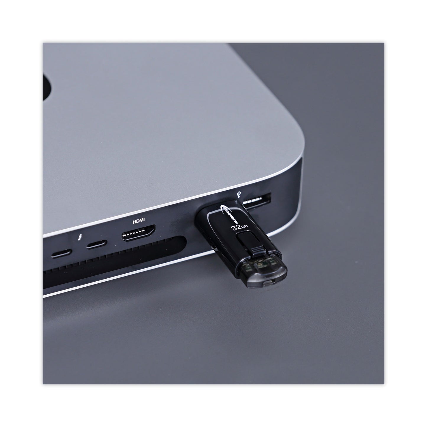 Innovera USB 3.0 Flash Drive, 32 GB (82032)
