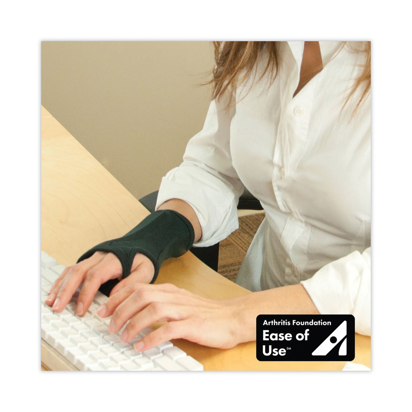 IMAK SmartGlove Wrist Wrap, Medium, Fits Hands Up to 3.75" Wide, Black (A20126)