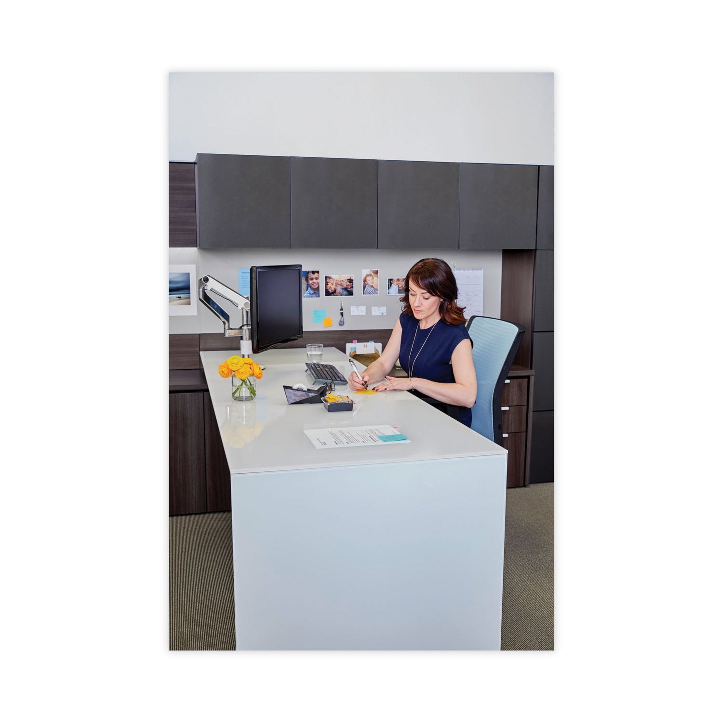 Post-it Clear Top Pop-up Note Dispenser, For 3 x 3 Pads, Black, Includes 50-Sheet Pad of Canary Yellow Pop-up Pad (DS330BK)