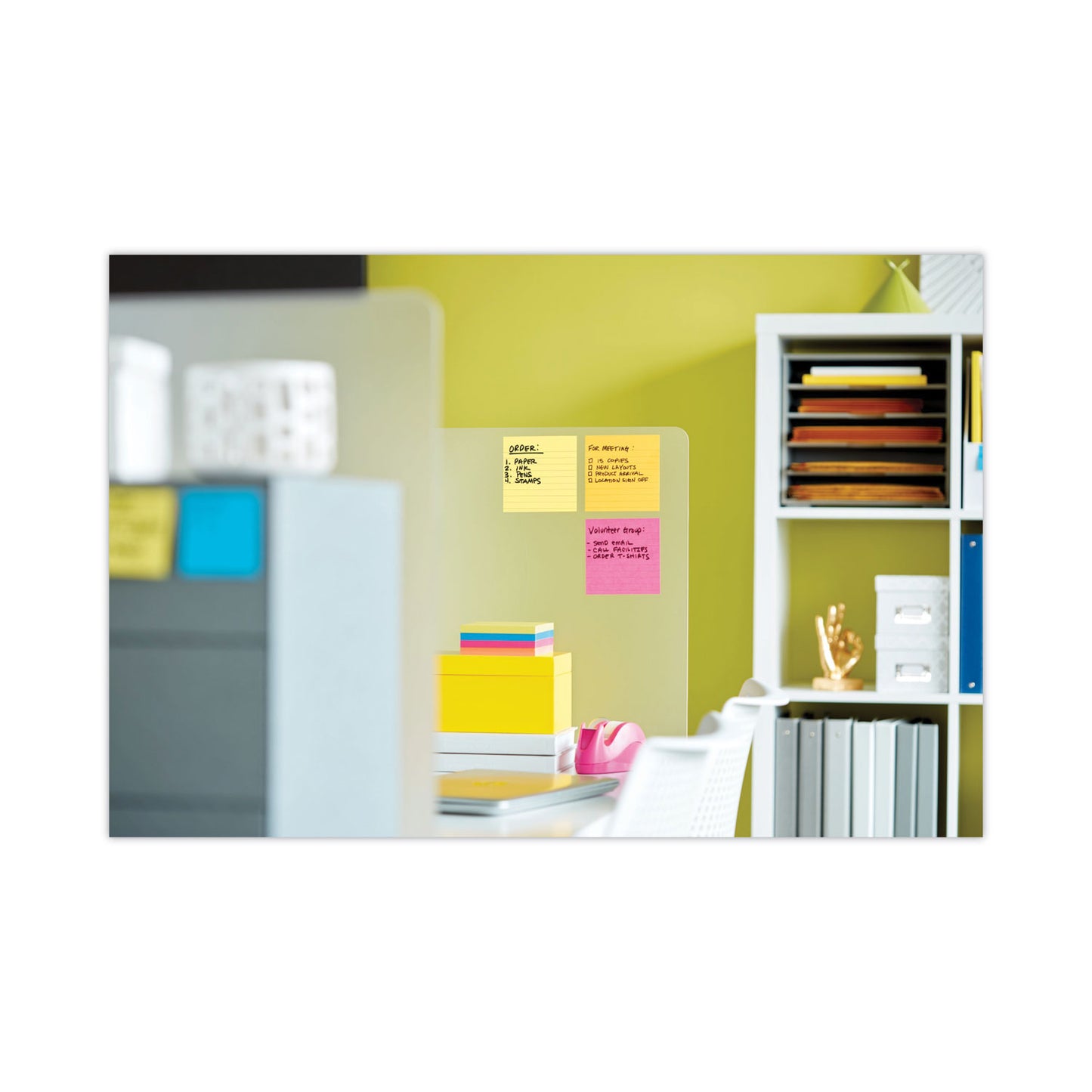 Post-it Pop-up Note Dispenser/Value Pack, For 4 x 4 Pads, Black/Clear, Includes (3) Canary Yellow Super Sticky Pop-up Pad (DS440SSVP)