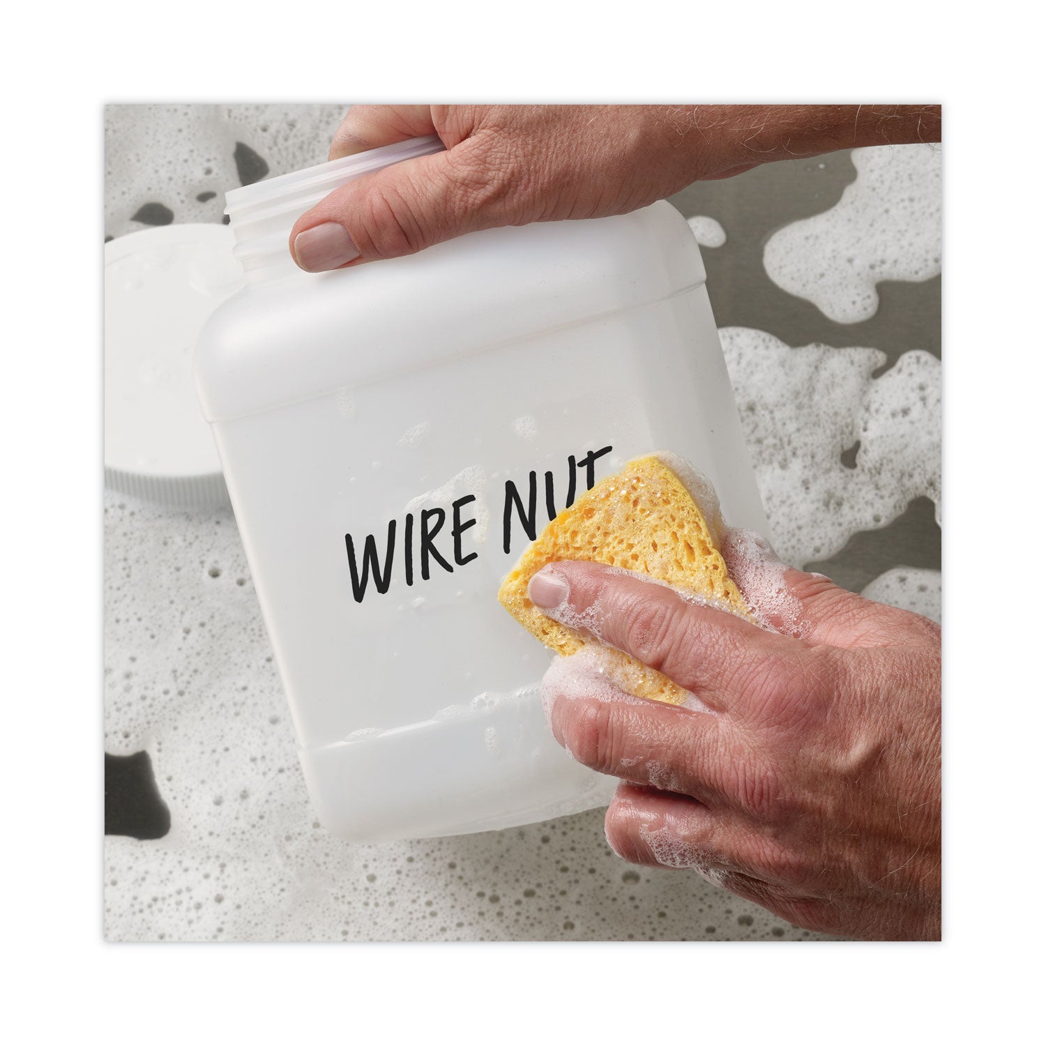 Avery MARKS A LOT Large Desk-Style Permanent Marker, Broad Chisel Tip, Assorted Colors, 12/Set (24800)