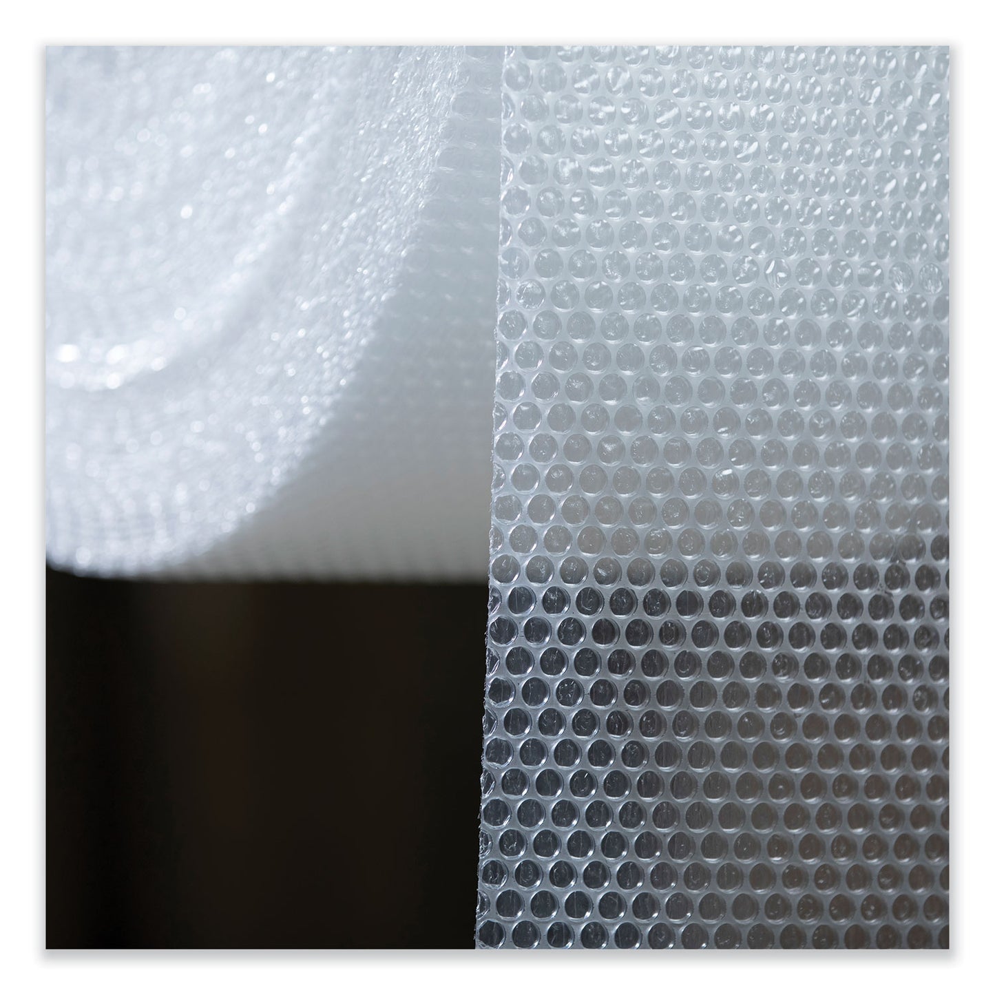 Universal Bubble Packaging, 0.31" Thick, 12" x 125 ft, Perforated Every 12", Clear, 4/Carton (4087870)