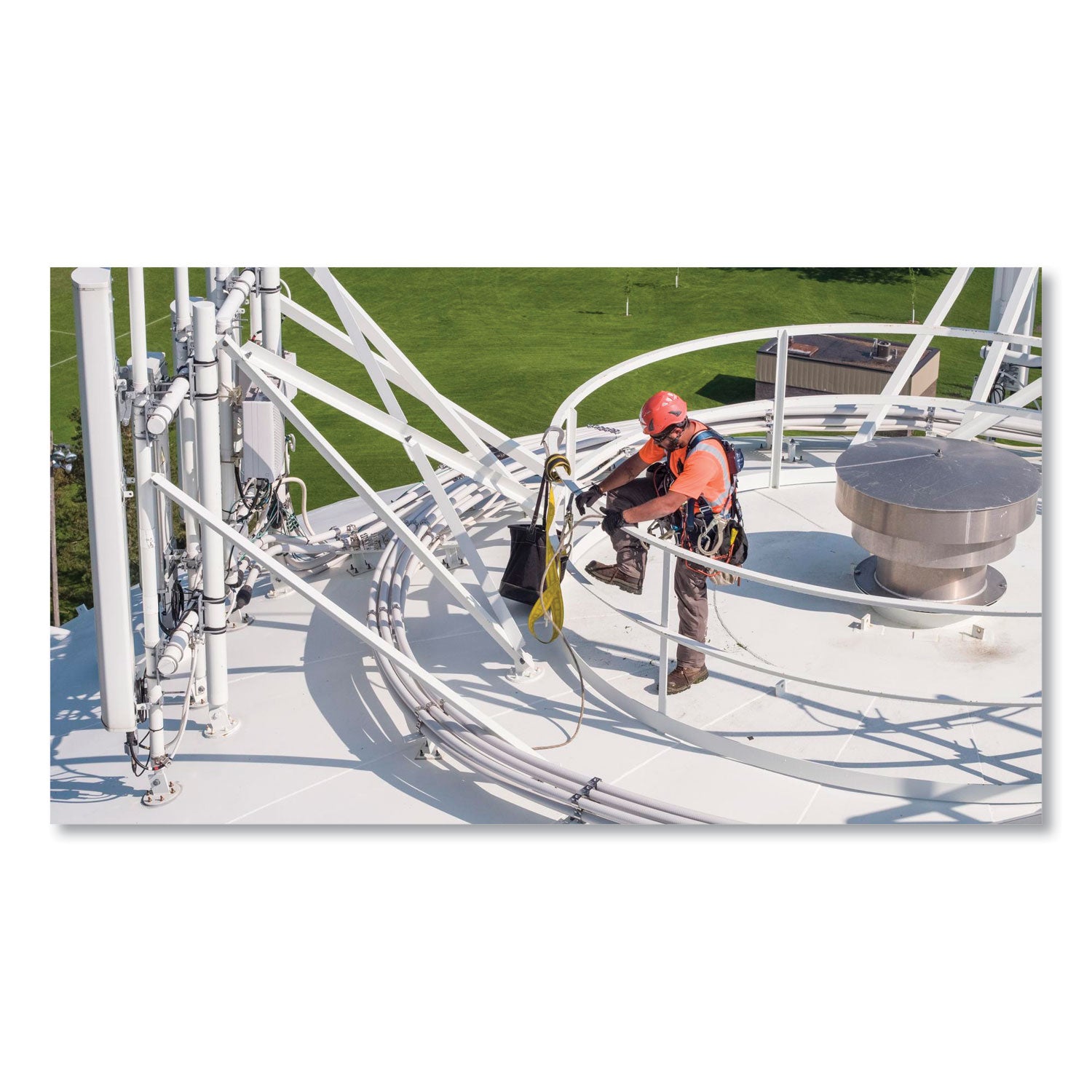 ergodyne Arsenal 5970 Swiveling Hook Nylon Hoist Bucket, 100 lb, Black (14970)