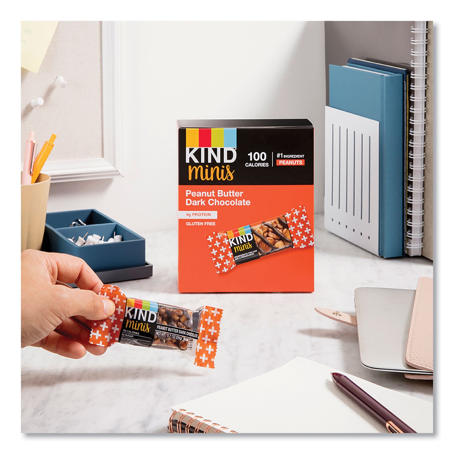 KIND Minis, Peanut Butter Dark Chocolate, 0.7 oz, 10/Pack (27961)