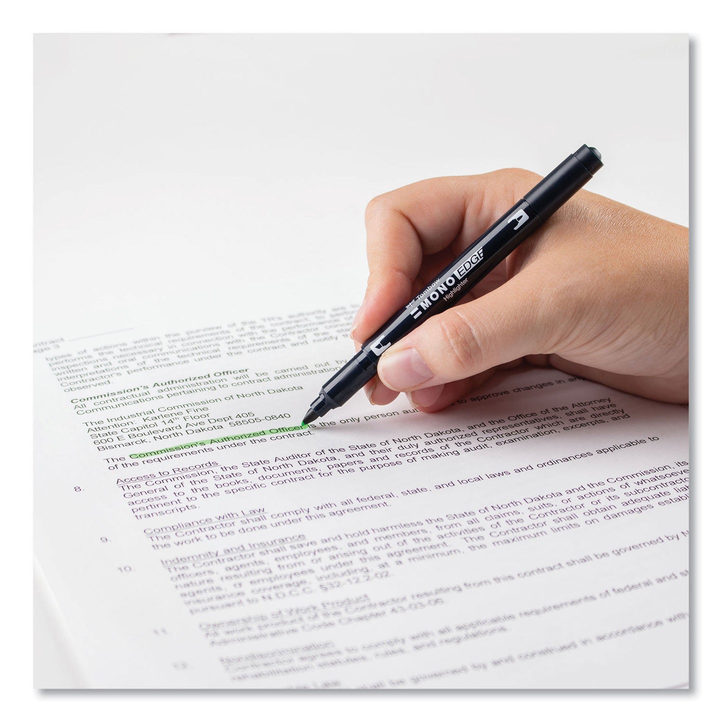 Tombow Highlighters, Yellow Green Ink, Bullet/Chisel Tip, Yellow Green Barrel, 10/Box (56415)