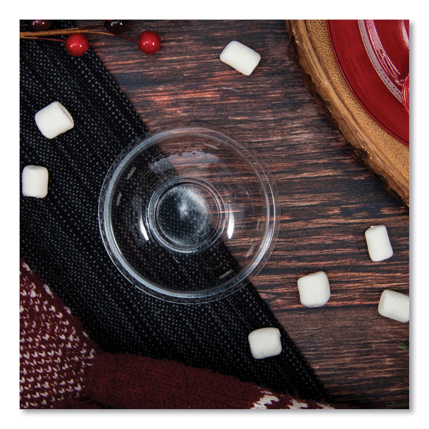 Dart Plastic Dome Lid, No-Hole, Fits 9 oz to 22 oz Cups, Clear, 100/Sleeve, 10 Sleeves/Carton (DNR662)