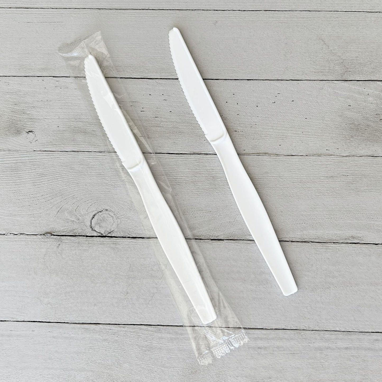 Boardwalk Heavyweight Wrapped Polystyrene Cutlery, Knife, White, 1,000/Carton (KNIFEWHPSIW)