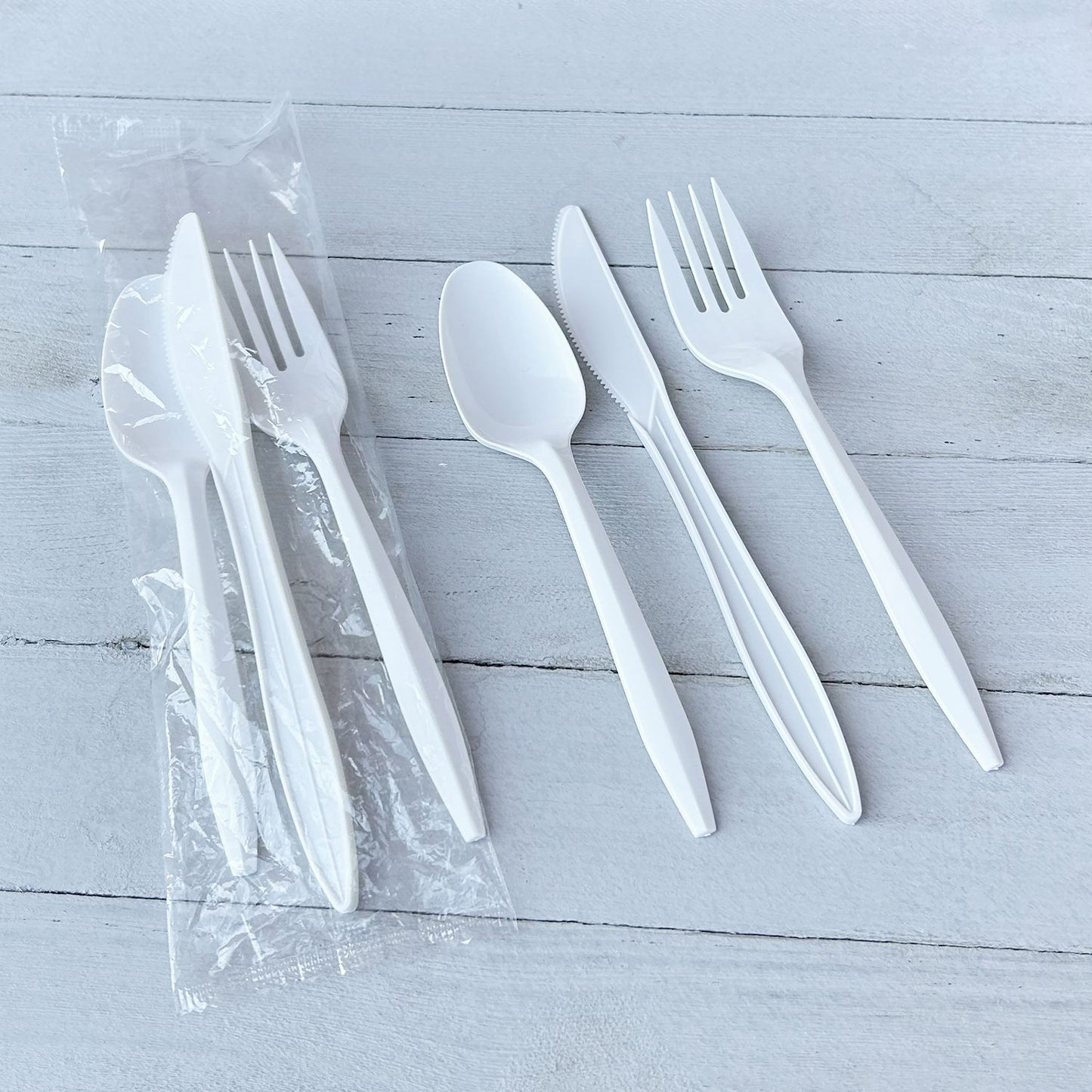 Boardwalk Three-Piece Cutlery Kit, Fork/Knife/Teaspoon, Mediumweight, White, 250/Carton (3KITWHPS)