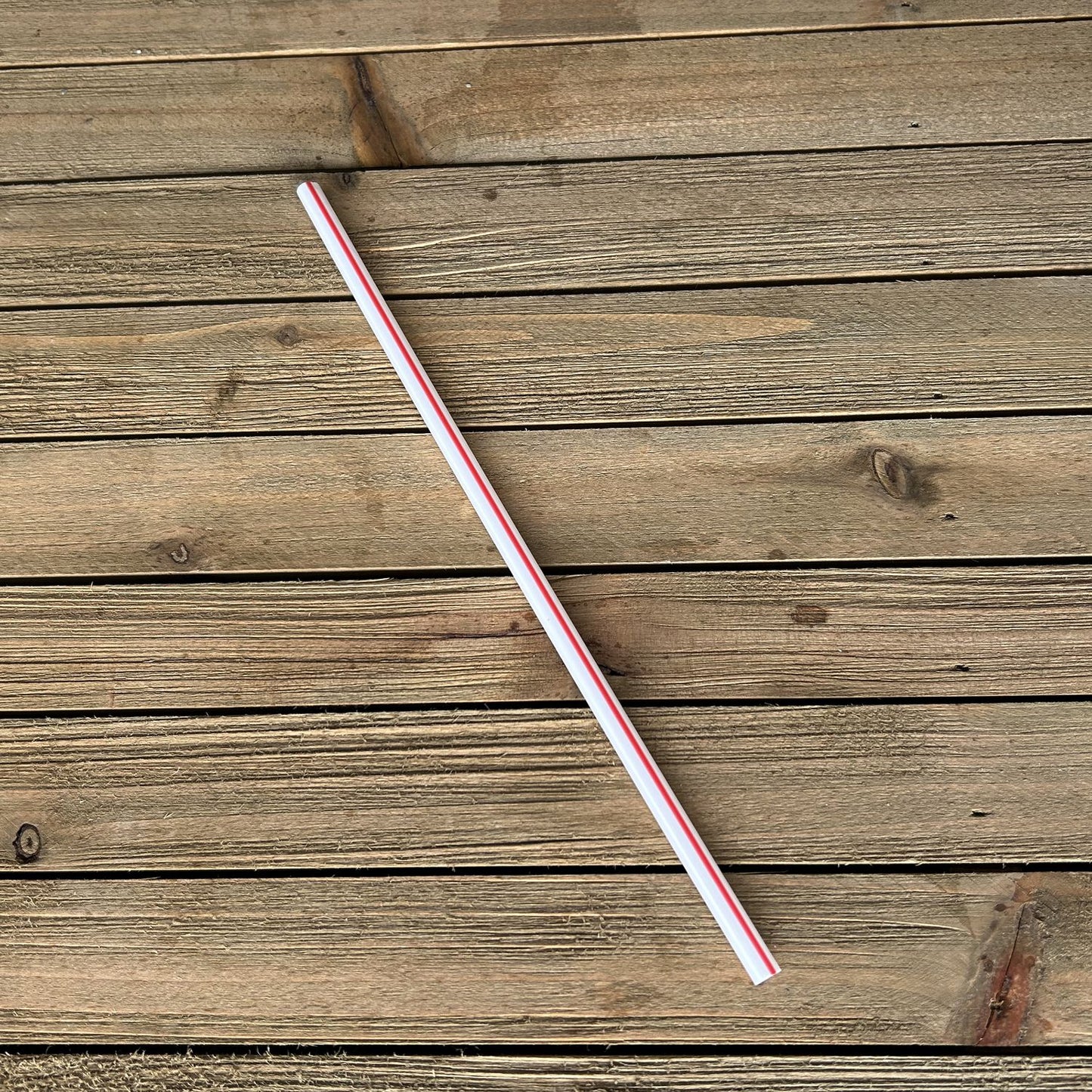 Boardwalk Jumbo Straws, 7.75", Polypropylene, Red/White Striped, 12,500/Carton (JSTUW775RW)